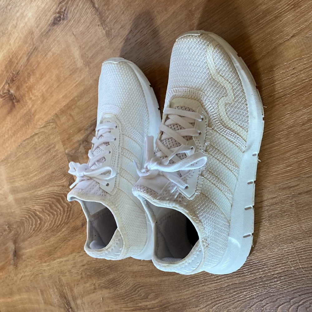 Adidas sneaks